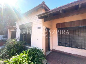 Casa · 77m² · 4 Ambientes · 1 Cochera · Chalet 4 Ambientes en Castelar Norte Apto Crédito
