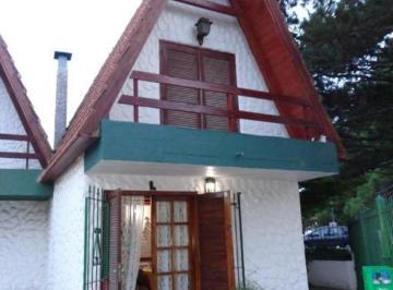 Casa · 55m² · 3 Ambientes · 1 Cochera · Duplex en Venta en San Bernardo