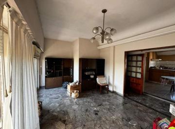 PH · 110m² · 3 Ambientes · 1 Cochera · Casa PH en Venta en San Justo