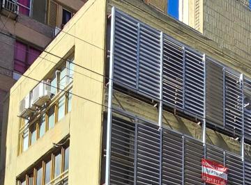 Oficina comercial , Córdoba · Consultorio U Oficina Muy Luminosa