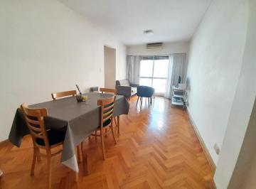 Departamento · 60m² · 3 Ambientes · 1 Cochera · Departamento con Cochera en Villa del Parque