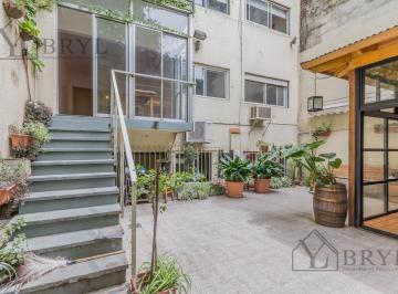 Departamento · 53m² · 3 Ambientes · Venta Departamento San Telmo, Tres Ambientes, Planta Baja, con Patio.