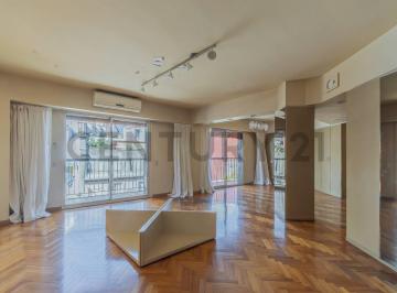 Departamento · 142m² · 4 Ambientes · 1 Cochera · Venta Departamento de 4 Ambientes con Cochera en La Mejor Zona de Recoleta