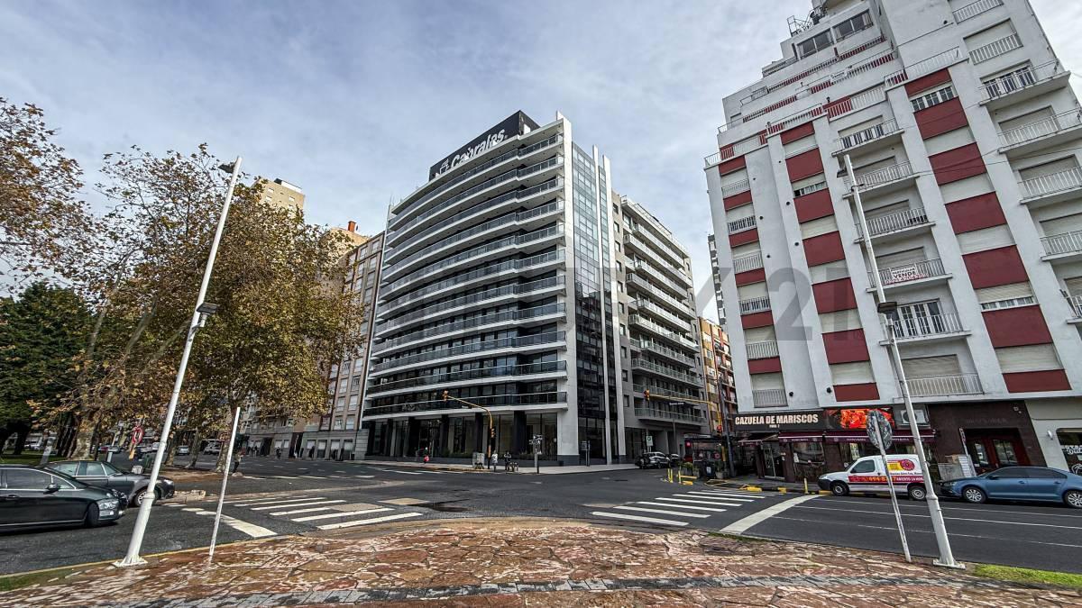 Depto 2 amb, 65m² en Noveccento Moreno — Centro