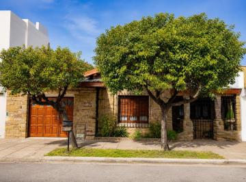 KNK-KNK-5602_2 · Oportunidad Venta Casa 3 Ambientes Haedo Moron