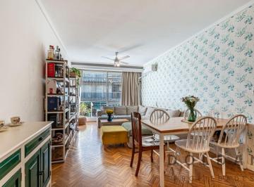 Departamento 102m² Venta · 5 Ambientes en Villa Crespo — Frente a Calle Interna - 4to Piso - a 4 Cuadras de Parque Centenario