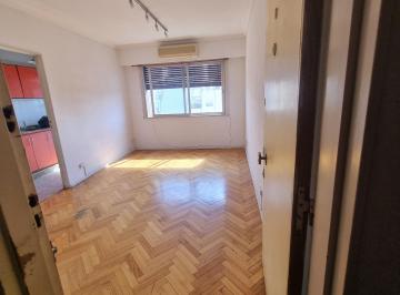 Departamento de 2 ambientes, Caballito · Dueño Alquila, Dto. 2 Ambientes, Contrato con Escribania, Seguro Caucion, Muy Lu