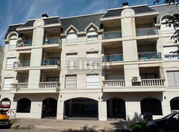 Departamento · 2 Ambientes · 1 Cochera · Departamento - Banfield Este