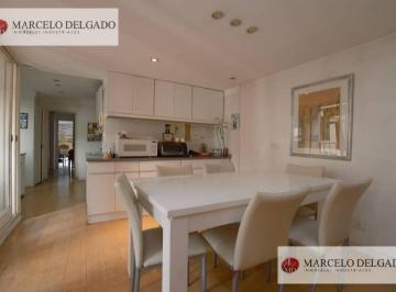 Departamento · 158m² · 6 Ambientes · 1 Cochera · Dept. 6 Ambientes 168 m² - 2 Bauleras - Barracas. Venta
