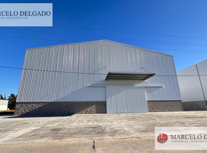 Bodega-Galpón · 2100m² · 4 Cocheras