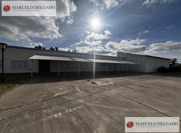 Oficina comercial · 600m² · 10 Ambientes · Terreno Lote Nave Industrial Oficinas 4800 m² y 600 m² Cub La Plata Alquiler o Venta