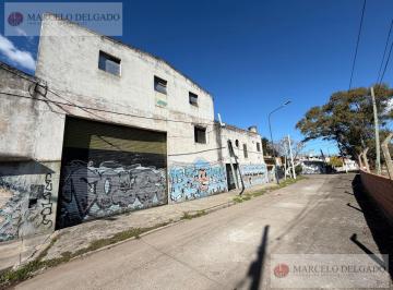 ingreso camiones - calle 29 de sept. · Depósito - Galpón de 1150 m² en Gerli - Tarifa 2 - Alquiler
