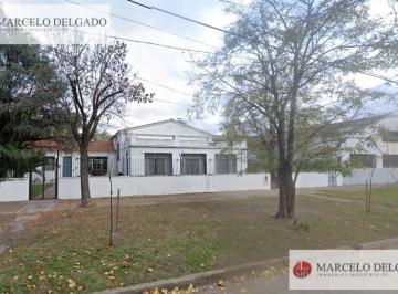 Bodega-Galpón · 420m² · Galpón de 883 m² en Barracas - en Venta