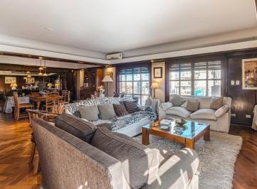Departamento · 198m² · 5 Ambientes · 1 Cochera · Venta Departamento 5 Ambientes en Belgrano