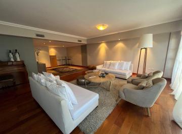 Departamento · 190m² · 4 Ambientes · 1 Cochera · Alquiler Piso 4 Ambientes Cochera Belgrano