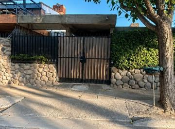 Casa de 4 ambientes, Presidente Sarmiento · Vendemos Casa en Barrio Supe de Godoy Cruz