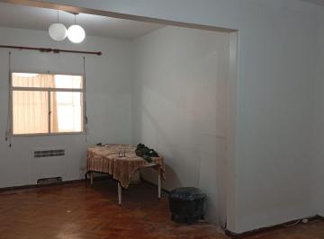Departamento de 3 ambientes, Monserrat · Departamento de 3 Ambientes Mas Dependecia en Servicio