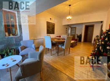 Casa · 160m² · 8 Ambientes · 2 Cocheras · Venta - Casa 3 Dorm. Apta Credito en Barrio San Pablo - Cipolletti