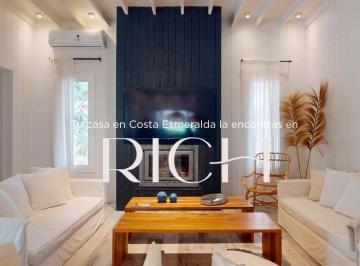 RIH-RIH-573_2 · Casa en Venta en Costa Esmeralda - a Pasos del Mar