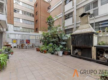 Departamento · 200m² · 6 Ambientes · 1 Cochera · Departamento en Venta 6 Ambientes con Patios, Parrilla, Cochera y Palier Privado