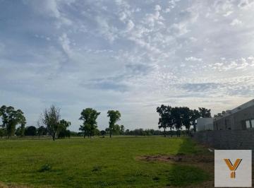 Terreno · 1348m² · Lote en Venta - 1348 m² - La Plata