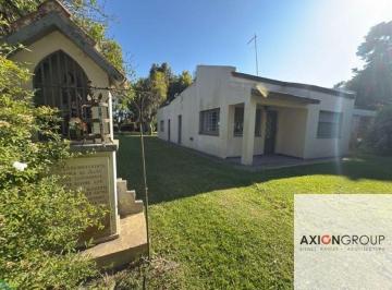 Quinta vacacional de 3 ambientes, Berisso · Venta de Casa Quinta en Av Montevideo Casi Calle 721 - Los Talas