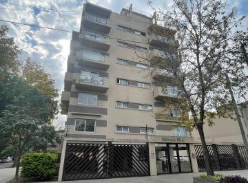 Departamento · 42m² · 2 Ambientes · Venta de Departamento 2 Ambientes con Doble Balcon, Ituzaingo Norte!