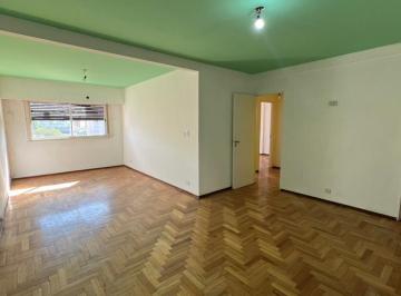 Departamento · 80m² · 3 Ambientes · Mplio Departamento de 3 Ambientes + Escritorio en Morón Centro