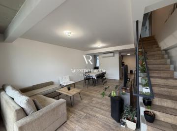 Casa · 121m² · 4 Ambientes · 1 Cochera · Venta Dúplex 4 Ambientes en Castelar Sur