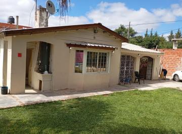 Casa · 200m² · 6 Ambientes · Casa en Venta - 4 Dorm. 3 Baños - 9 de Abril