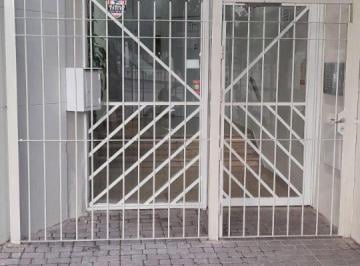 Departamento de 1 ambiente, Córdoba · Alquilo Dpto en Ayacucho y Caseros, Recibe Mascotas.