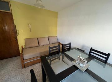 Departamento · 40m² · 1 Dormitorio · Excelente Dpto Sobre Peatonal Ascensor 1 Dorm