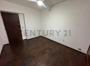 Oficina comercial · 40m² · 1 Ambiente · Departamento en Alquiler en Pleno Centro Mendoza