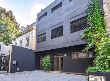 Casa de 6 ambientes, Palermo · Casa Única en Juez Tedín 2700 - Jardín de 240 m² con Pileta.