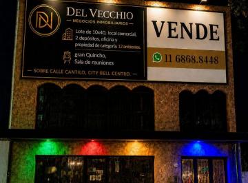 Casa de 12 ambientes, La Plata · Se Vende Casa con Local, 2 Depósitos y Oficina en El Corazón de City Bell - 477 m², 5 Dorm. A. Bco.