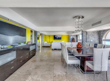 Departamento · 238m² · 5 Ambientes · 1 Cochera · Apartamento 4 Dorm. en Venta Reciclado