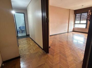 Departamento · 87m² · 5 Ambientes · 1 Cochera · Depto en Venta Barrio Norte 3 Dorm con Cochera