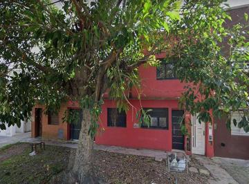 Casa · 110m² · 5 Ambientes · 1 Cochera · Casa en Venta - 3 Dorm. 1 Baño - Cochera - 110 m² - La Plata