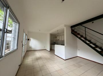 PH · 68m² · 3 Ambientes · Venta de Duplex de Pasillo 2 Dorm. - Echesortu