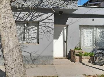 Casa · 124m² · 6 Ambientes · Casa en Venta, Excelente Ubicación y Gran Oportunidad.