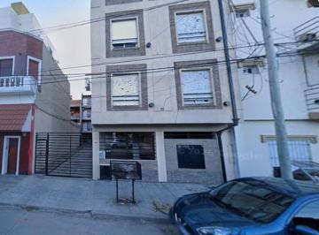 Garage , Bahía Blanca · Cochera en Alquiler - Zona Alsina 700