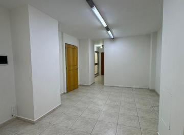 Oficina comercial de 4 ambientes, Córdoba · Oficina en Venta a m de La Cañada | 2 Privados y Escritura