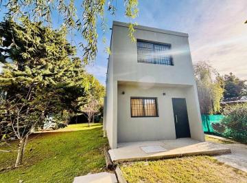 Casa · 79m² · 3 Ambientes · 2 Cocheras · Venta Casa 3 Amb 2 P. Cochera Parque Quincho Pilar