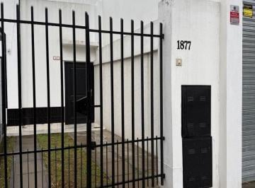 PH de 2 ambientes, Pompeya · Departamento Tipo Casa con Cochera