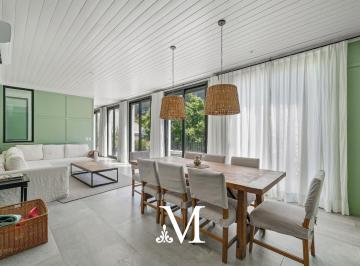 Casa · 487m² · 7 Ambientes · 2 Cocheras · Espectacular Casa en Barrio Parque 7 Ambientes 2 Cocheras 14 m² de Frente Palermo Chico