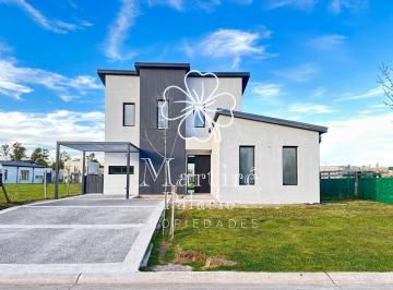 Casa · 152m² · 5 Ambientes · Casa en Venta a Estrenar en B° San Pablo, Pilar - 3 Dorm. Playroom - Principal en Pb