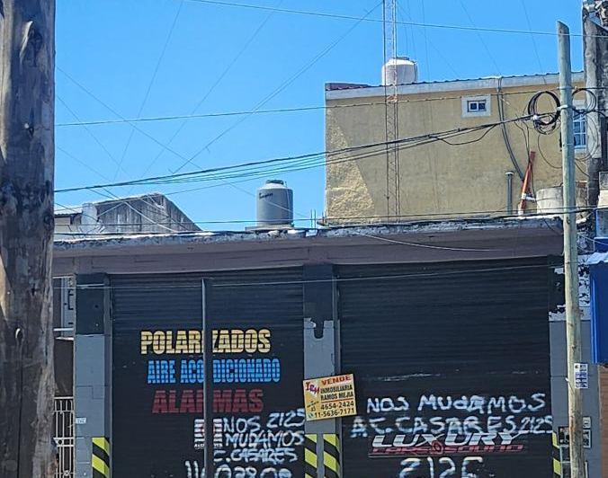 Local comercial · 80m² · 5 Cocheras