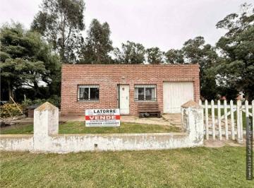 Casa · 100m² · 2 Dormitorios · Latorre Prop. Vende Casa de 3 Amb Amplios con Parque