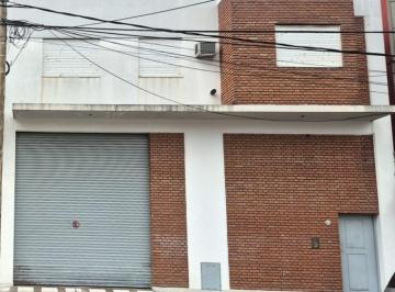 Depósito · 200m² · Depósito en Venta en Caseros