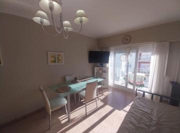 Departamento de 2 ambientes, Mar del Plata · 2 Amb. a La Calle C/ Balcón, Muy Luminoso - Córdoba y Av Colón